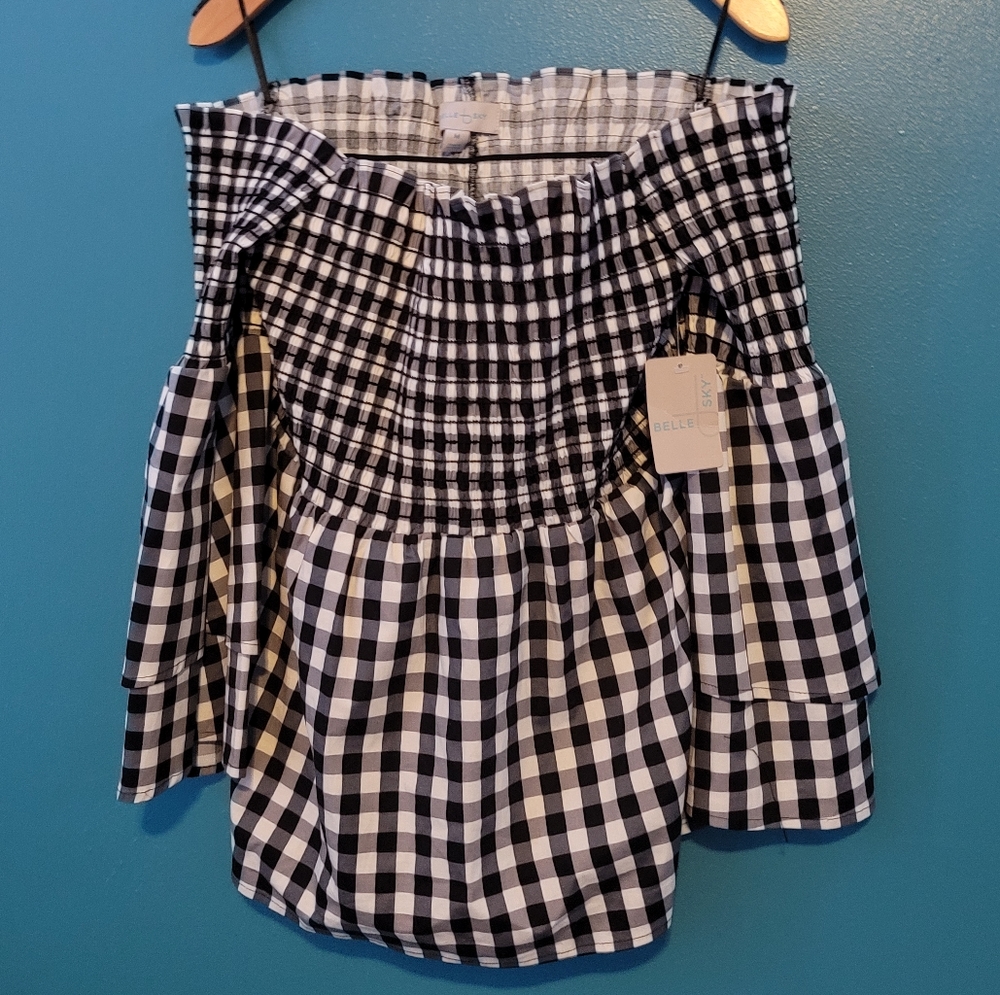 Belle & sky black and white top